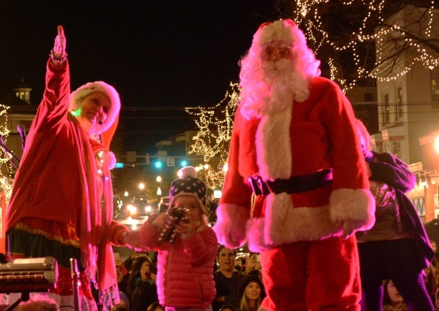 State College - Tree lighting