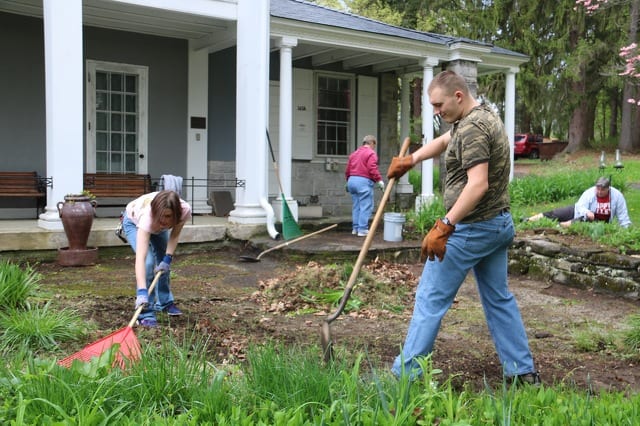 State College - Volunteers