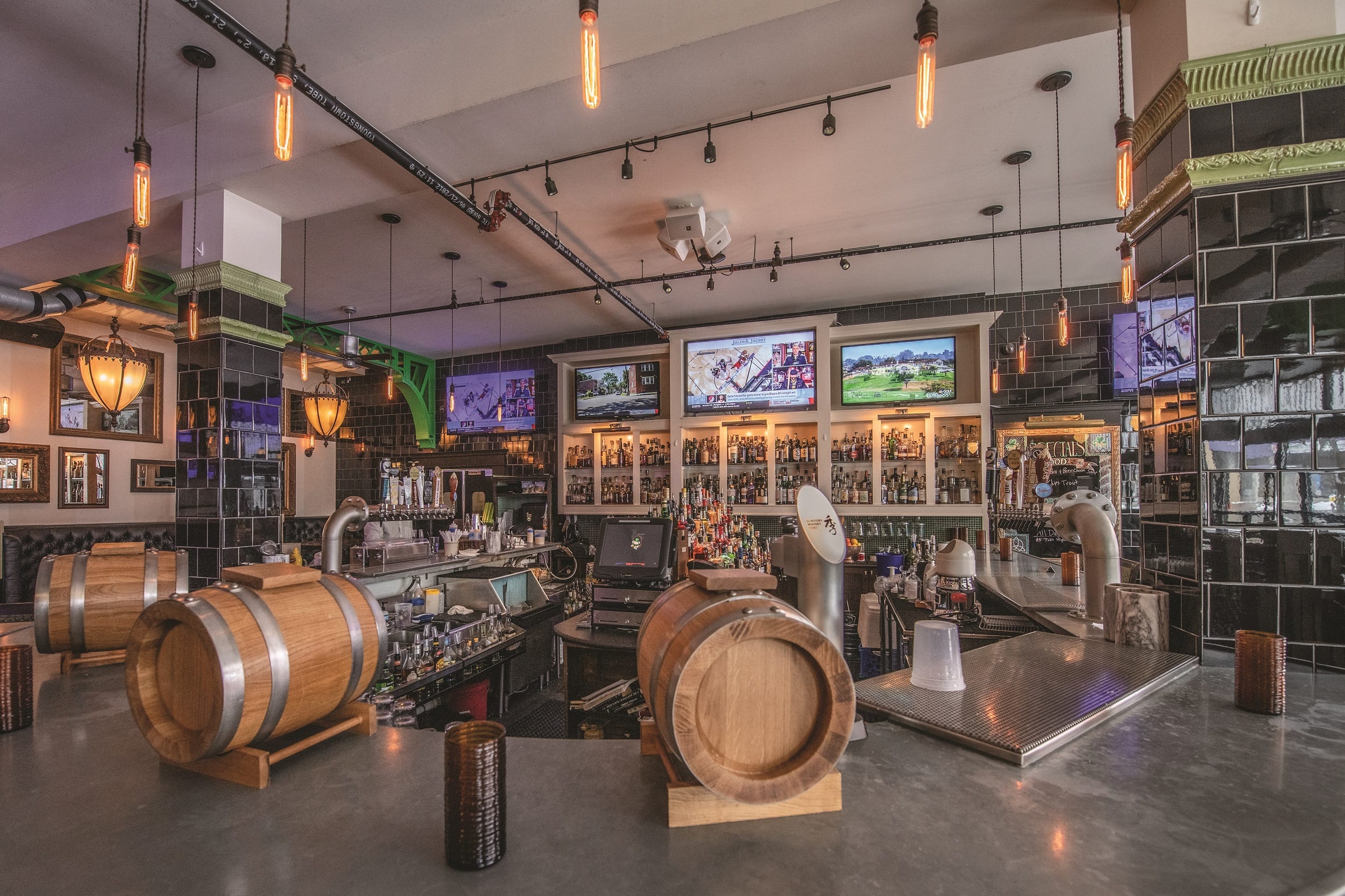 State College - Whiskeys Bar_2361