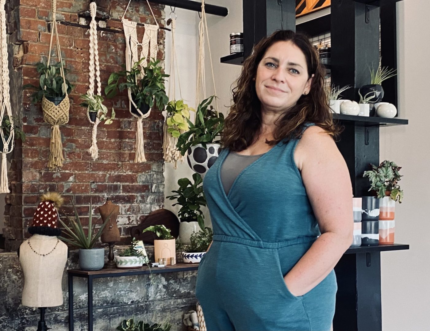 State College - Smith and Front Gift shop