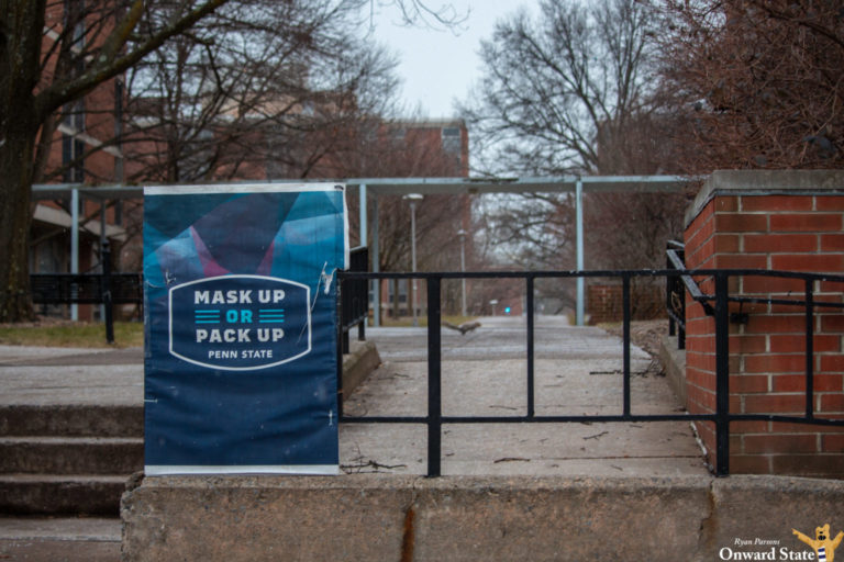 Penn State Extends Indoor Masking Mandate Into Spring 2022 Semester
