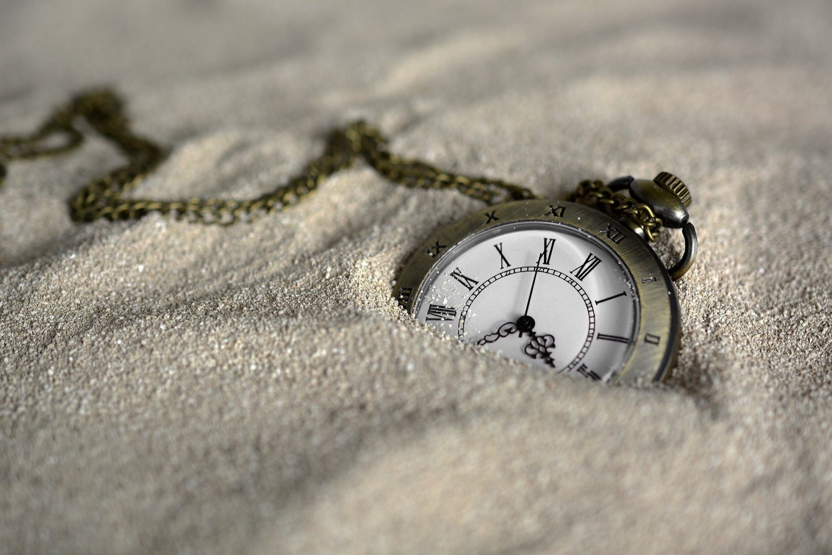 State College - pocket-watch-3156771_1920