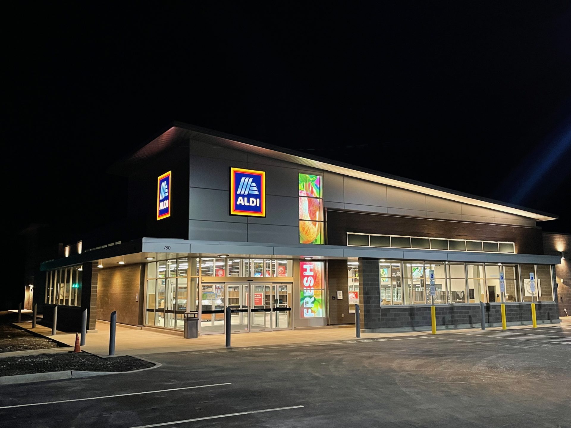 State College - aldi benner pike