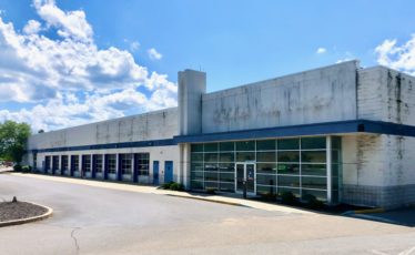 Regional Tire and Auto Repair Chain Looking to Open in Former Sears Service Center