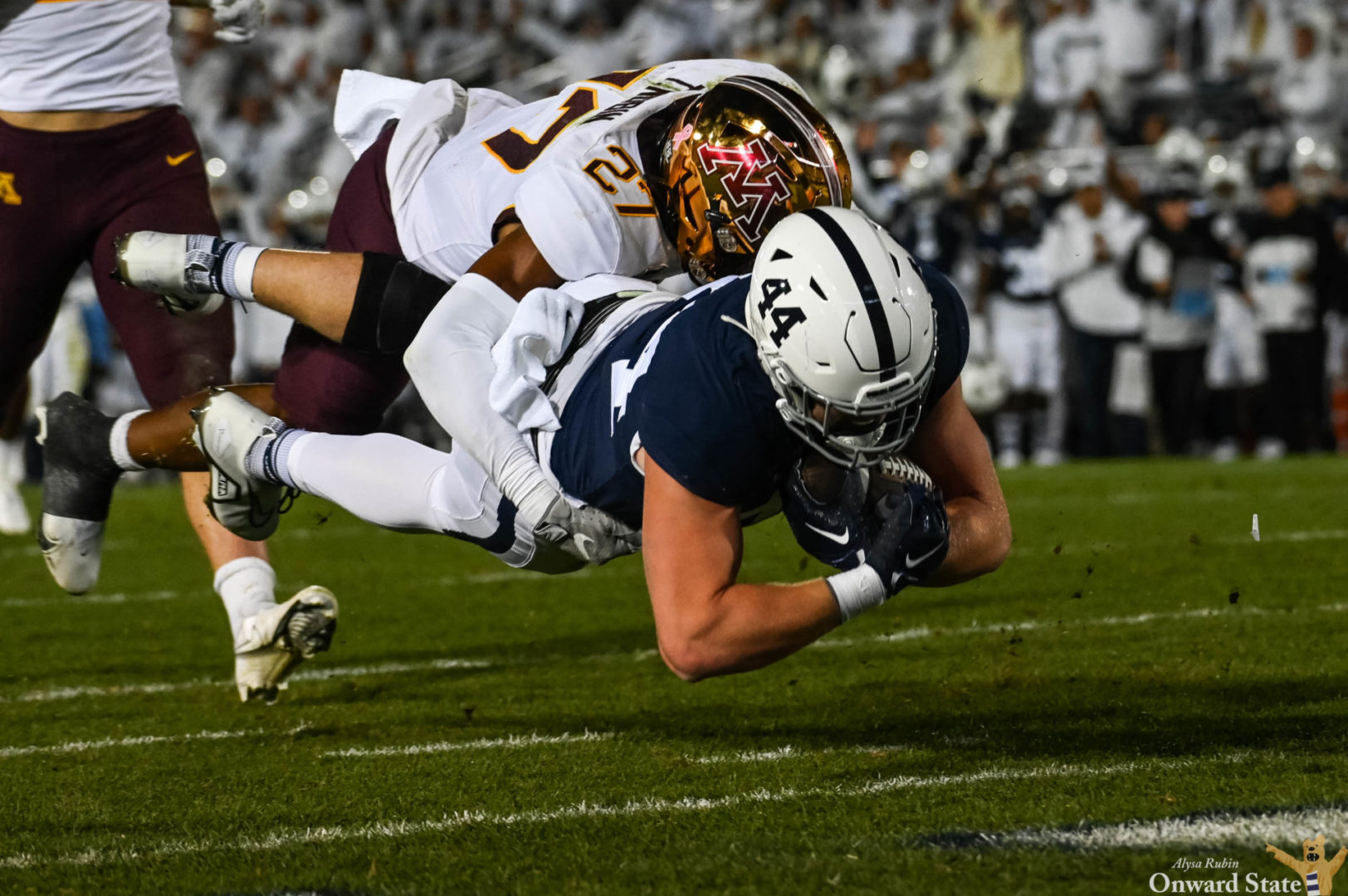 State College - tyler warren dive touchdown 2Q minnesota
