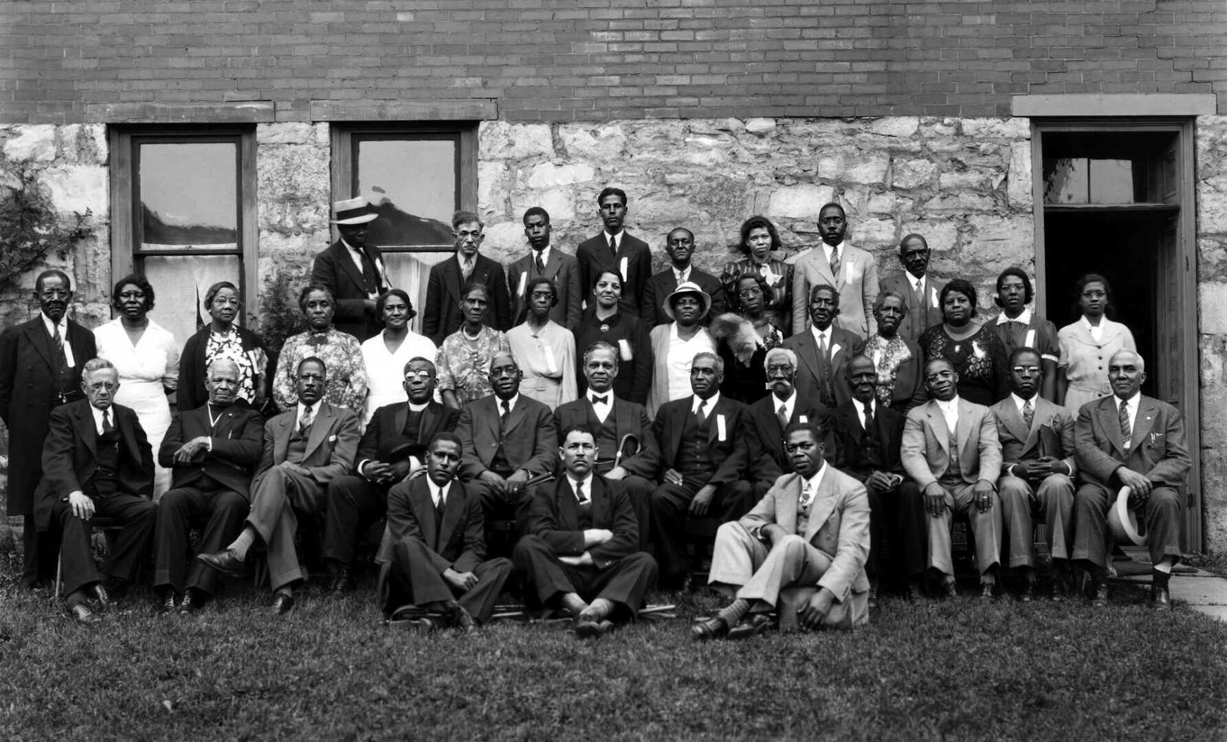 State College - 1938-05-18_Mallory Studio group photo beside AME Church in Bellefonte_enhanced_cropped