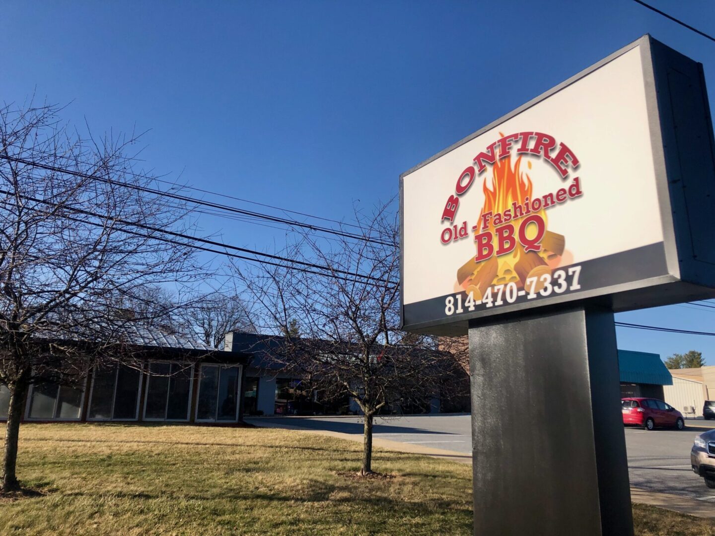 Bonfire Old-Fashioned BBQ Opens on East College Avenue