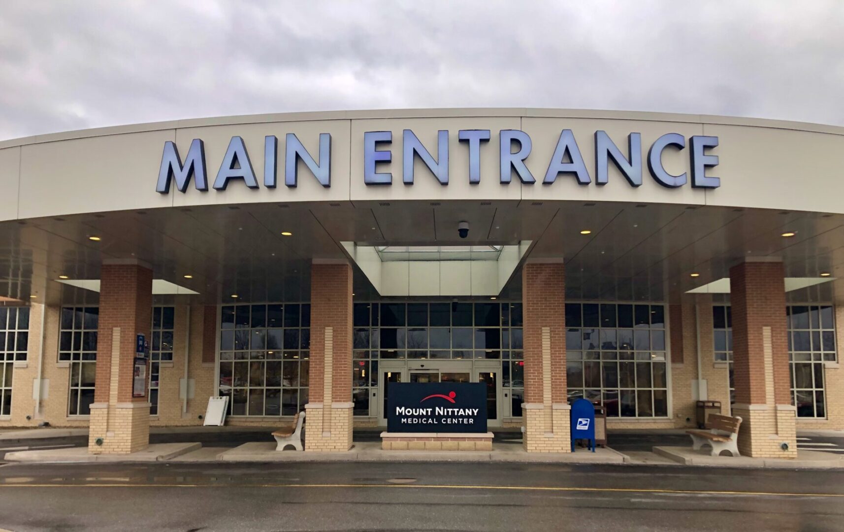 Mount Nittany Health Requires Employees to Wear Masks in Response to COVID Surge