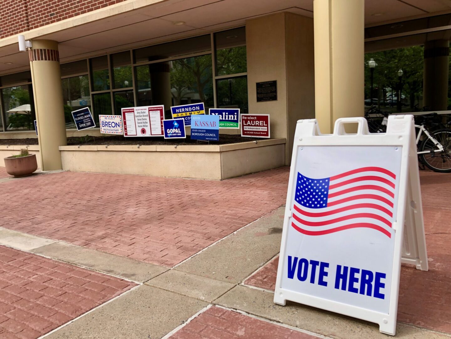 State College - vote here 2023 state college municipal building