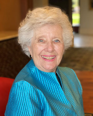 State College - Elizabeth-Taylor