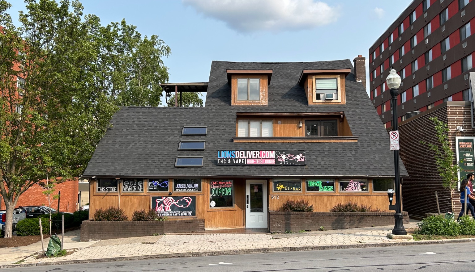 LionsDeliver Smoke Shop to Open Second State College Location | State  College, PA
