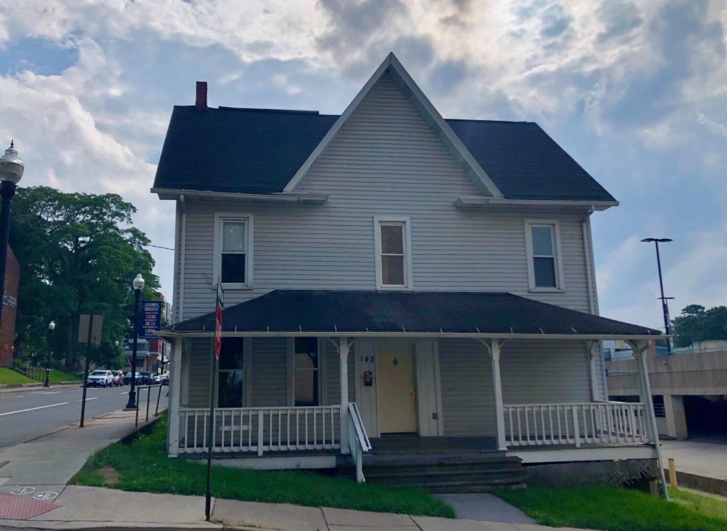 State College - 142 McAllister Street