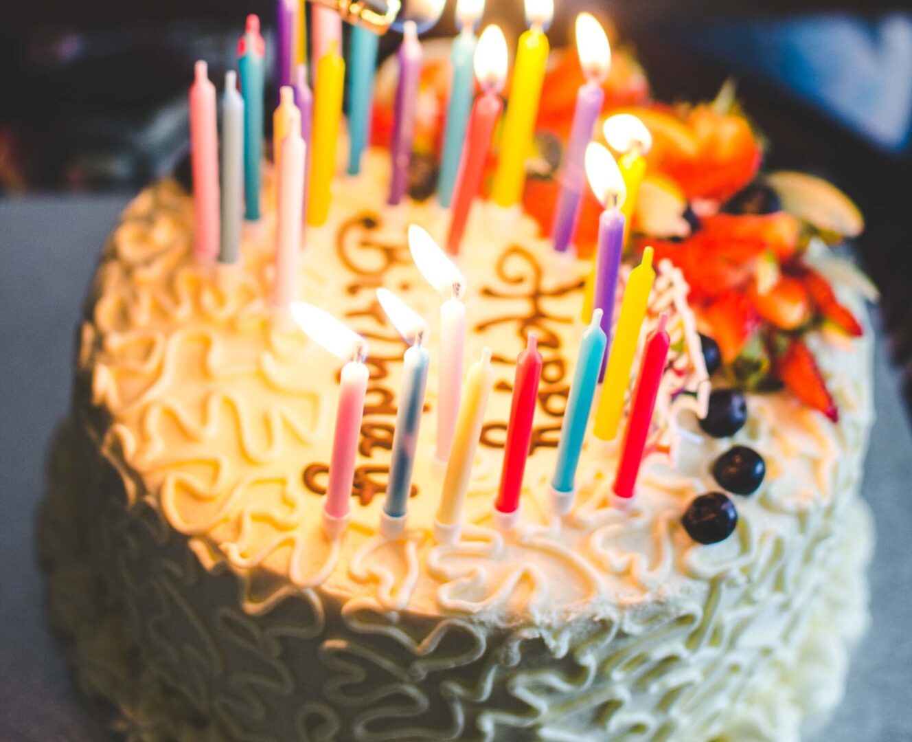 State College - birthday cake aneta-pawlik-d8s13D29QiE-unsplash