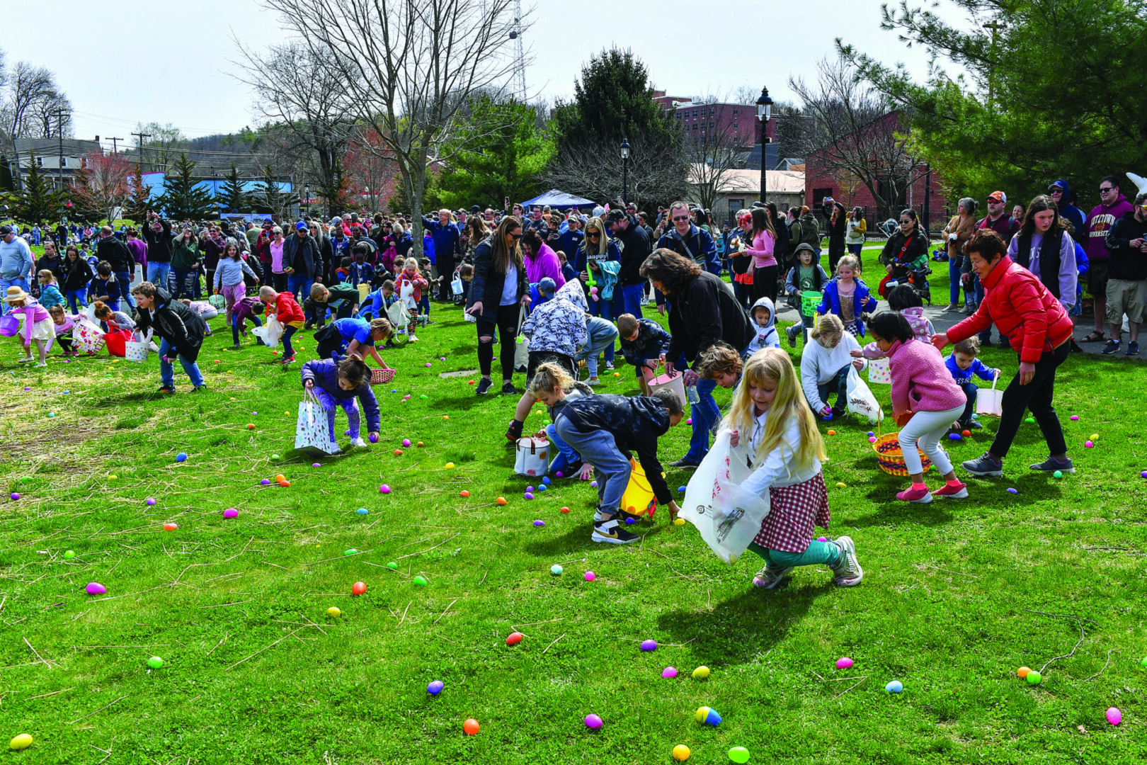 State College - Bellefonte easter egg hunt