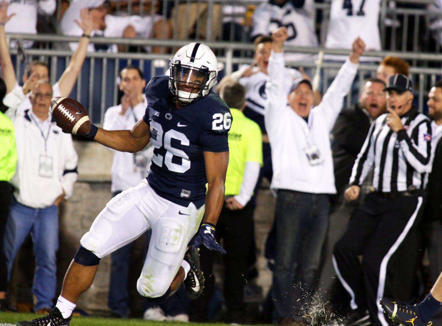 Former Penn State Standouts Saquon Barkley, Chop Robinson Named Finalists for NFL Awards