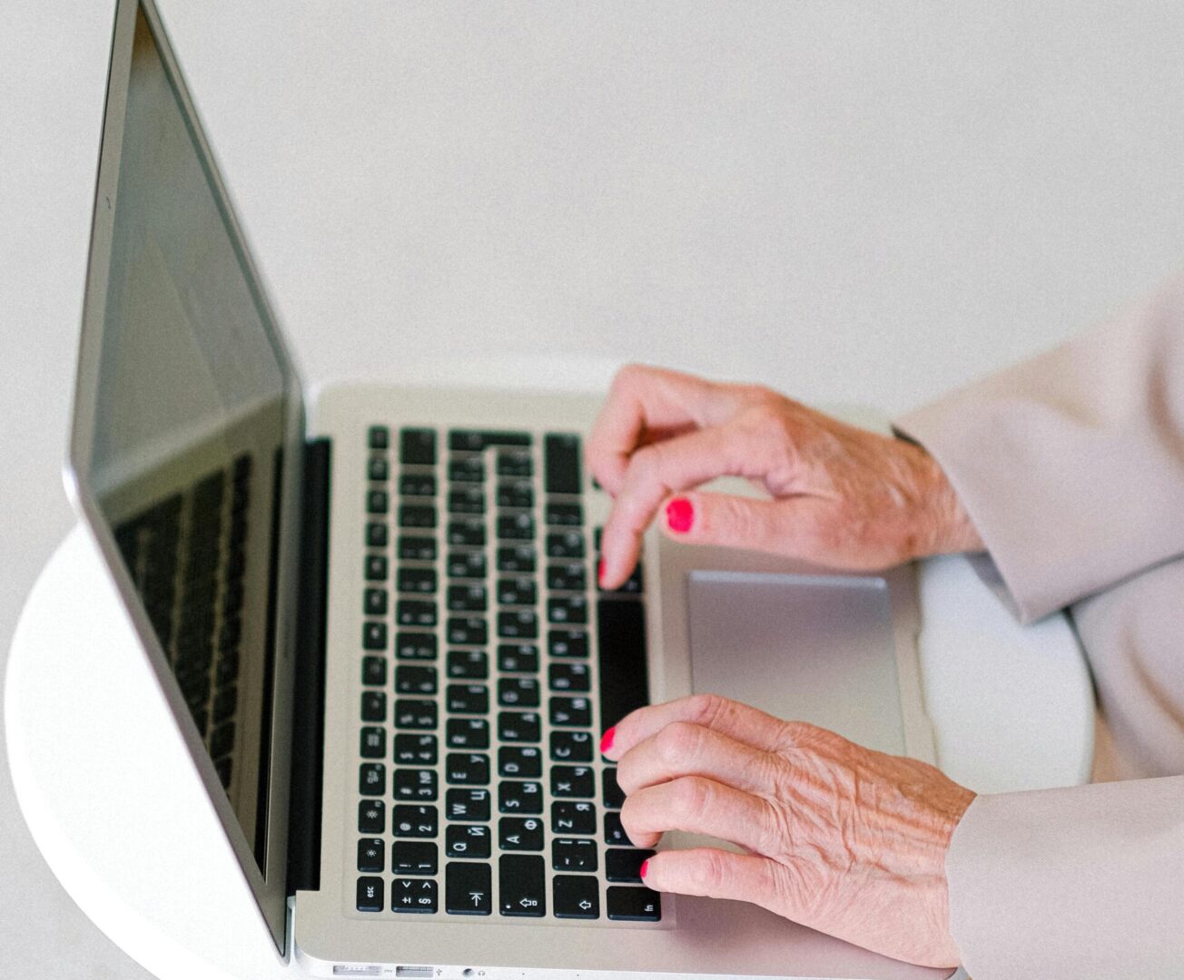 Empowering Older Adults: A Free Technology Class on Prescription Drug Resources in Howard