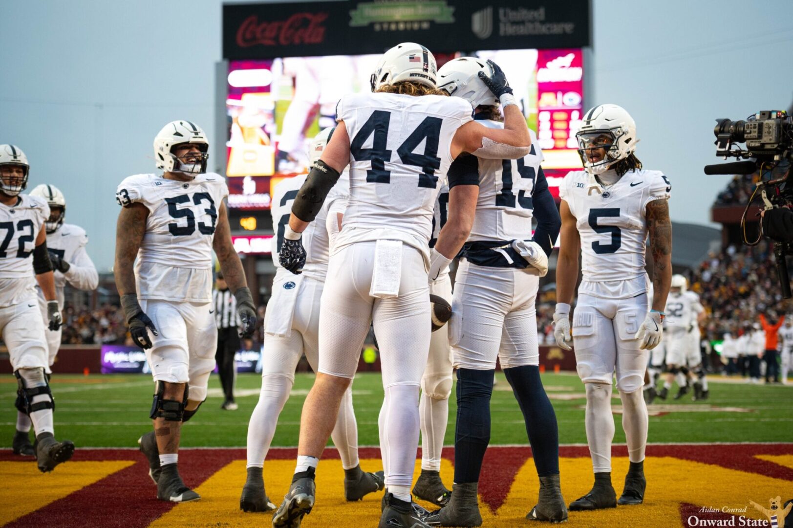 State College - minnesota 1st half tyler warren drew allar td celebration aidan conrad