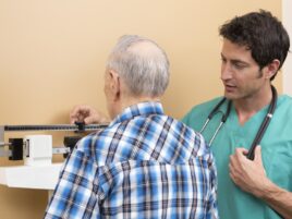 Weight change may contribute to cognitive decline in older adults