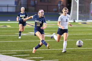 Sites scores late goal to lift Mounties over Eagles