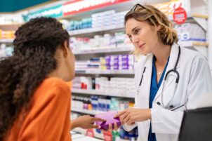Defining the role of community pharmacists