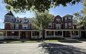 506 W. College Ave – #01 (Unfurnished)