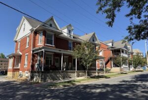 500 W. College Ave – #03 (Unfurnished)