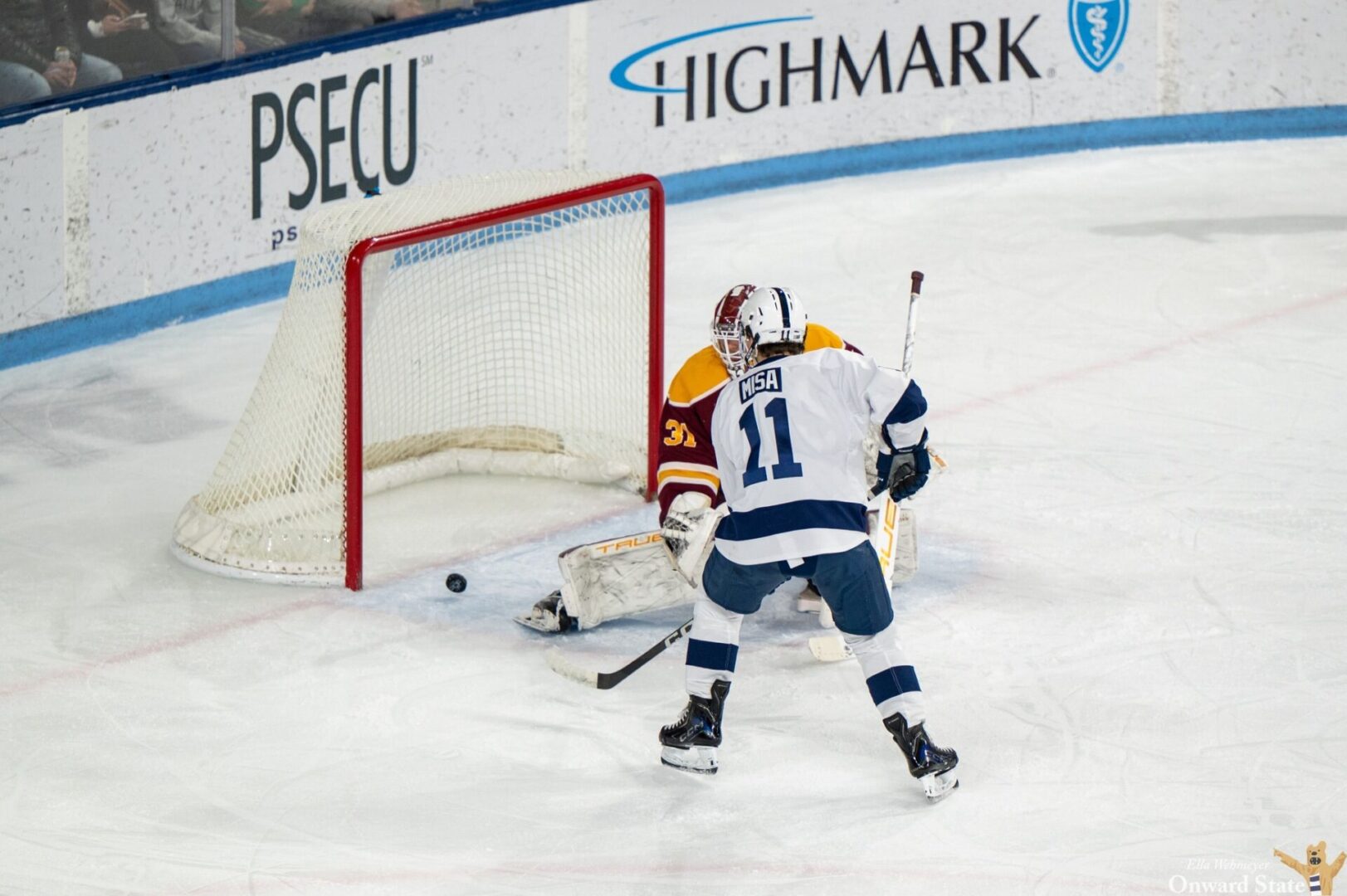 Penn State Men’s Hockey Blanks Minnesota in ‘Excellent’ Win