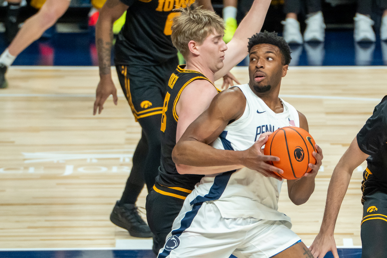 Penn State Men’s Basketball Knocks Off Iowa on Last-Second Free Throws