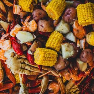 seafood-boil-with-crab-legs-shrimp-and-corn-2026-03-10-04-54-52-utc.500×500-1