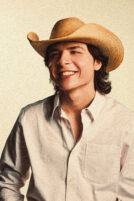 John Foster brings heart and hometown roots to Grange Fair